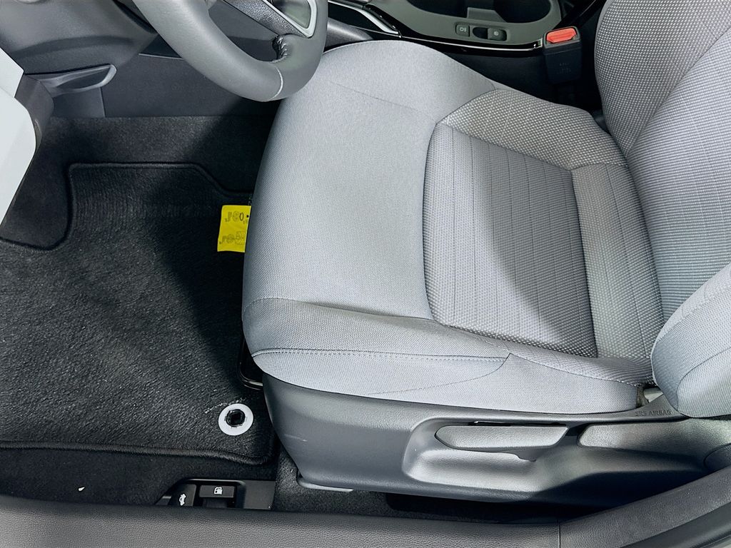 Thumbnail: 2025 Toyota Corolla - 19