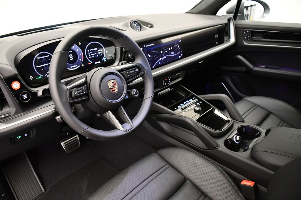 Thumbnail: 2025 Porsche Cayenne - 4