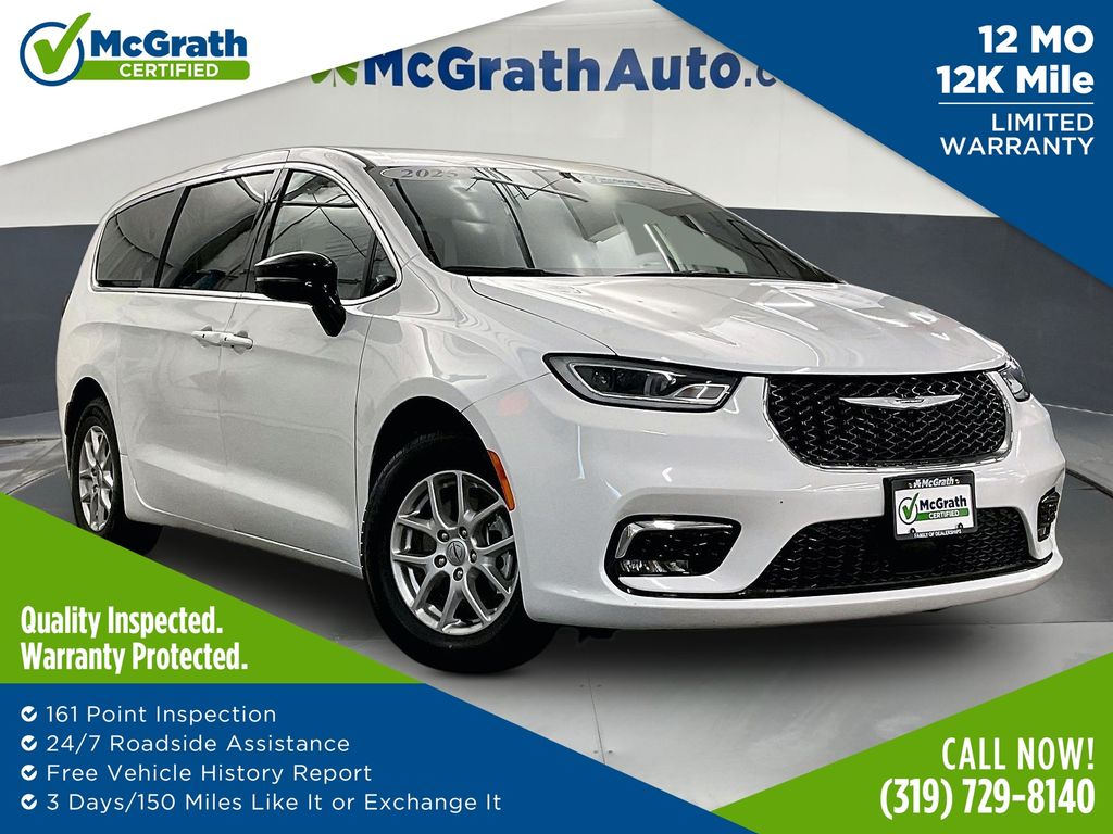 Bright White Clearcoat 2025 Chrysler Pacifica Minivan Front-Wheel Drive 9-Speed Automatic
