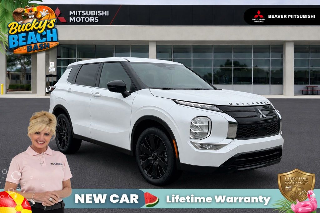 2026 Mitsubishi Outlander LE FWD's photo
