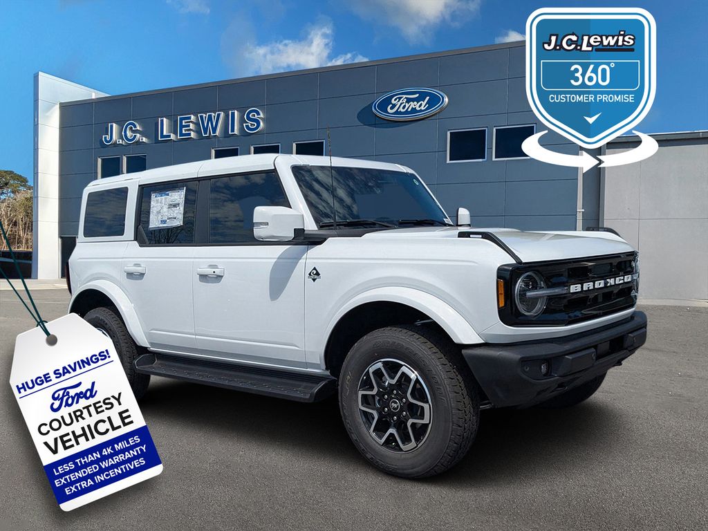 2025 Ford Bronco Outer Banks