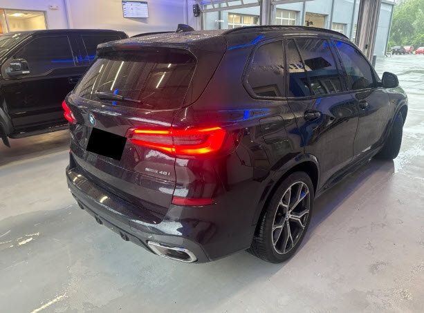 2023 BMW X5 sDrive40i