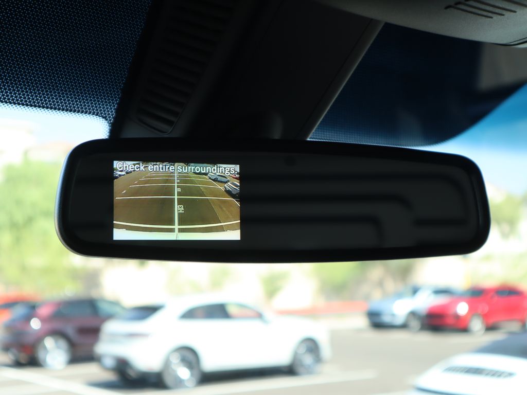 Thumbnail: 2025 Mercedes-Benz Sprinter - 15