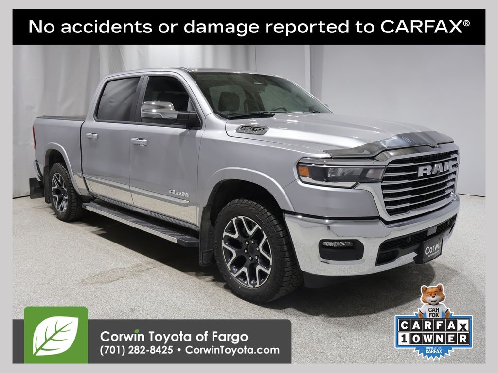 2025 RAM 1500 Laramie Crew Cab 4WD