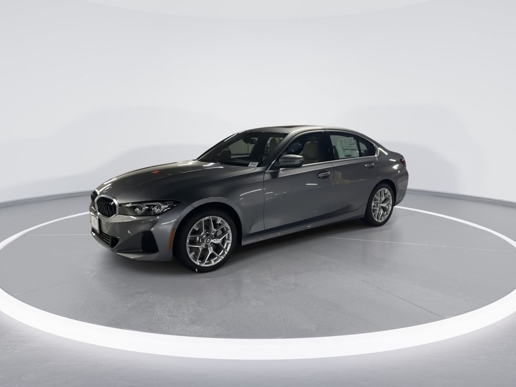 Thumbnail: 2025 BMW 3 Series - 4
