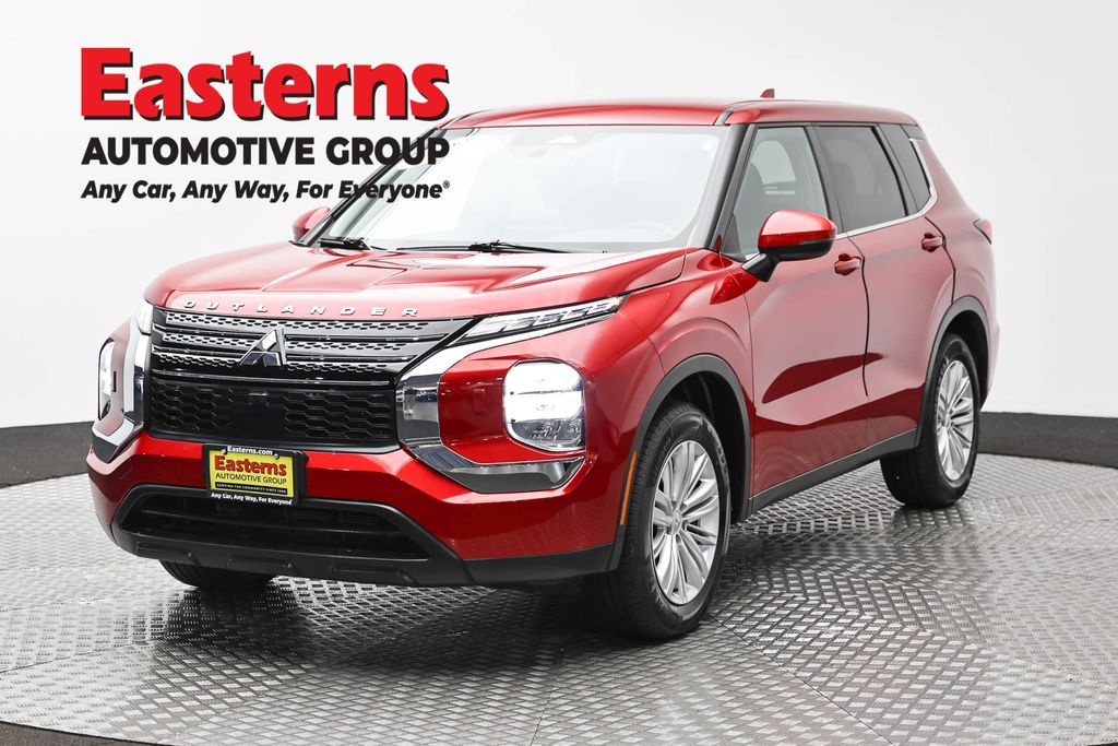 Red 2024 Mitsubishi Outlander ES S-AWC SUV / Crossover All-Wheel Drive Continuously Variable Transmission
