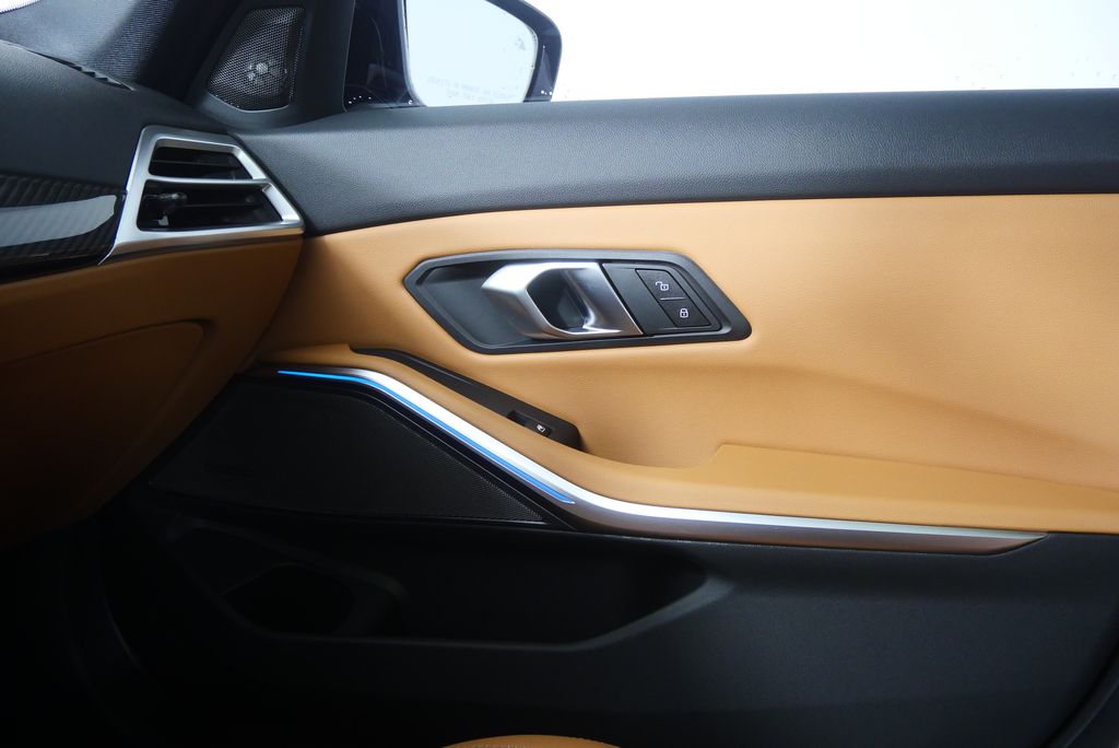 Thumbnail: 2026 BMW 3 Series - 30