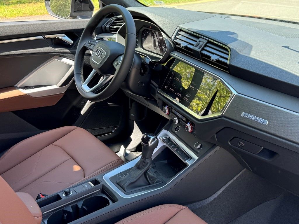 2025 Audi Q3  5