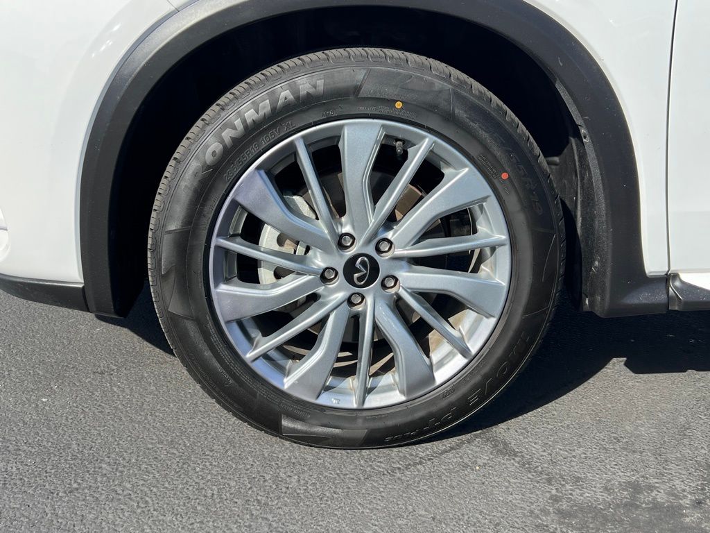 Thumbnail: 2024 INFINITI QX50 - 6