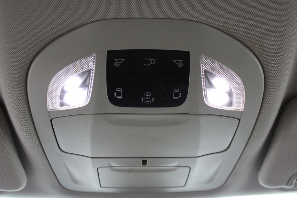 Used 2017 Chrysler Pacifica for sale in 