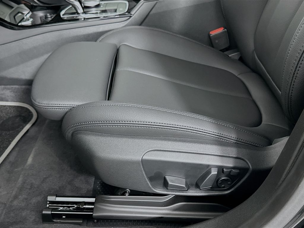 Thumbnail: 2024 BMW 2 Series - 21