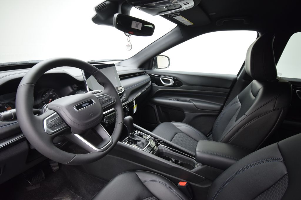 new 2026 Jeep Compass car, priced at $31,159