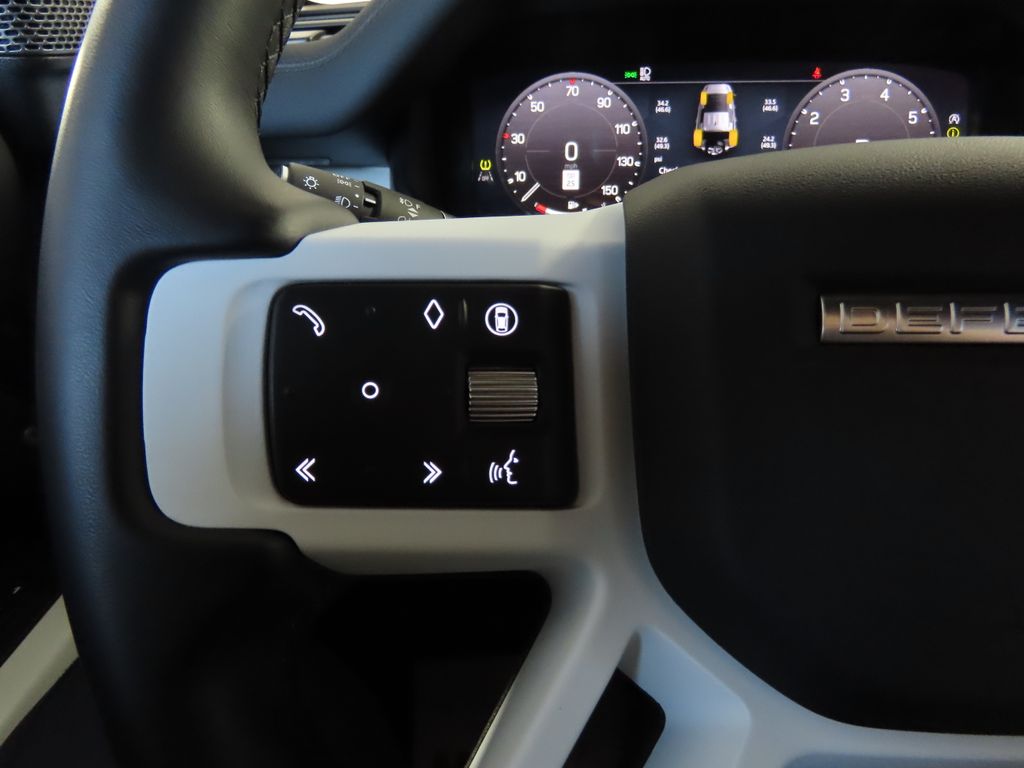 2024 Land Rover Defender 110 11