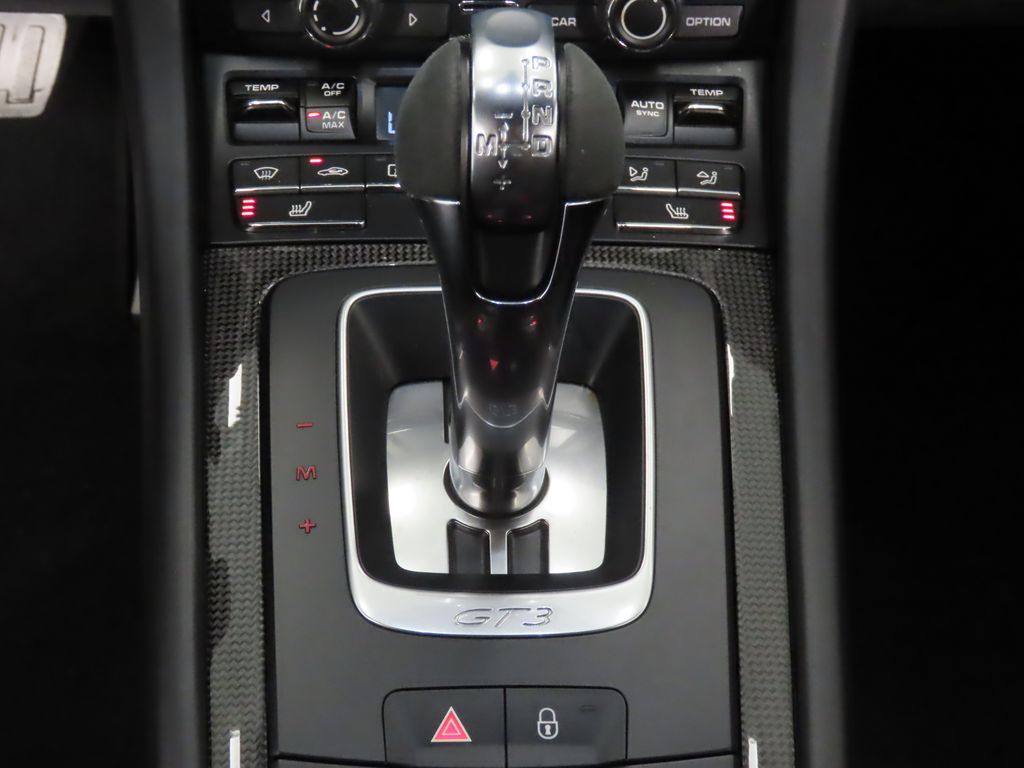 Thumbnail: 2014 Porsche 911 - 29