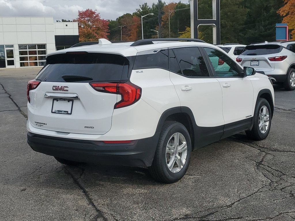 2021 GMC Terrain SLE 7