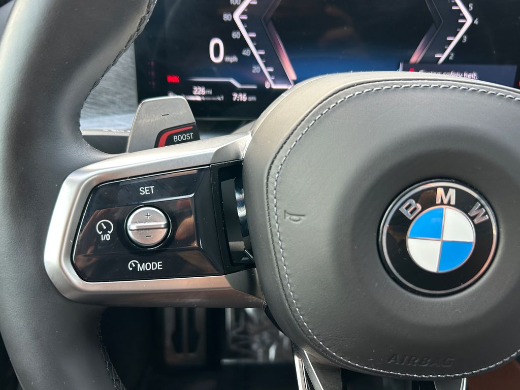 Thumbnail: 2023 BMW 7 Series - 19