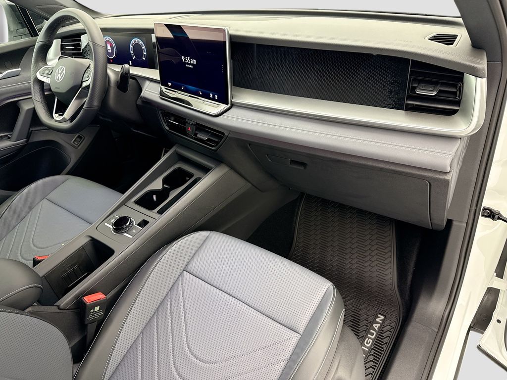 Thumbnail: 2026 Volkswagen Tiguan - 15