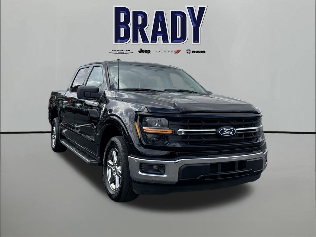 Black Metallic 2025 Ford F-150 XLT SuperCrew RWD Pickup Truck 4X2 Automatic