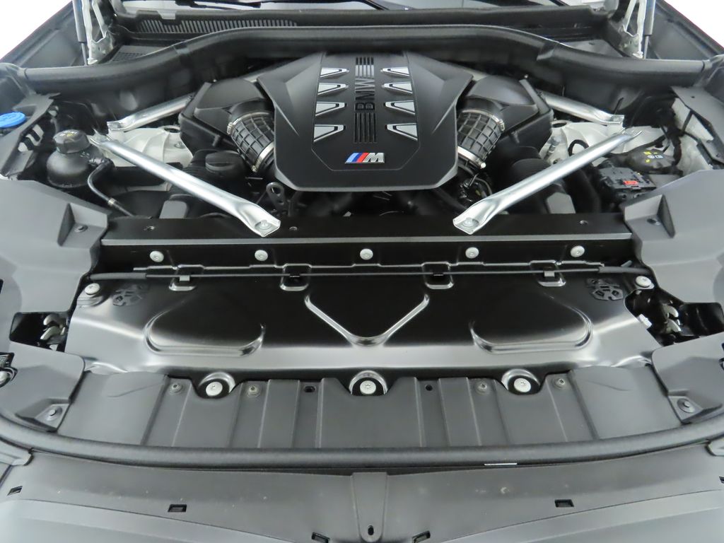 2026 BMW X5 M60i 30
