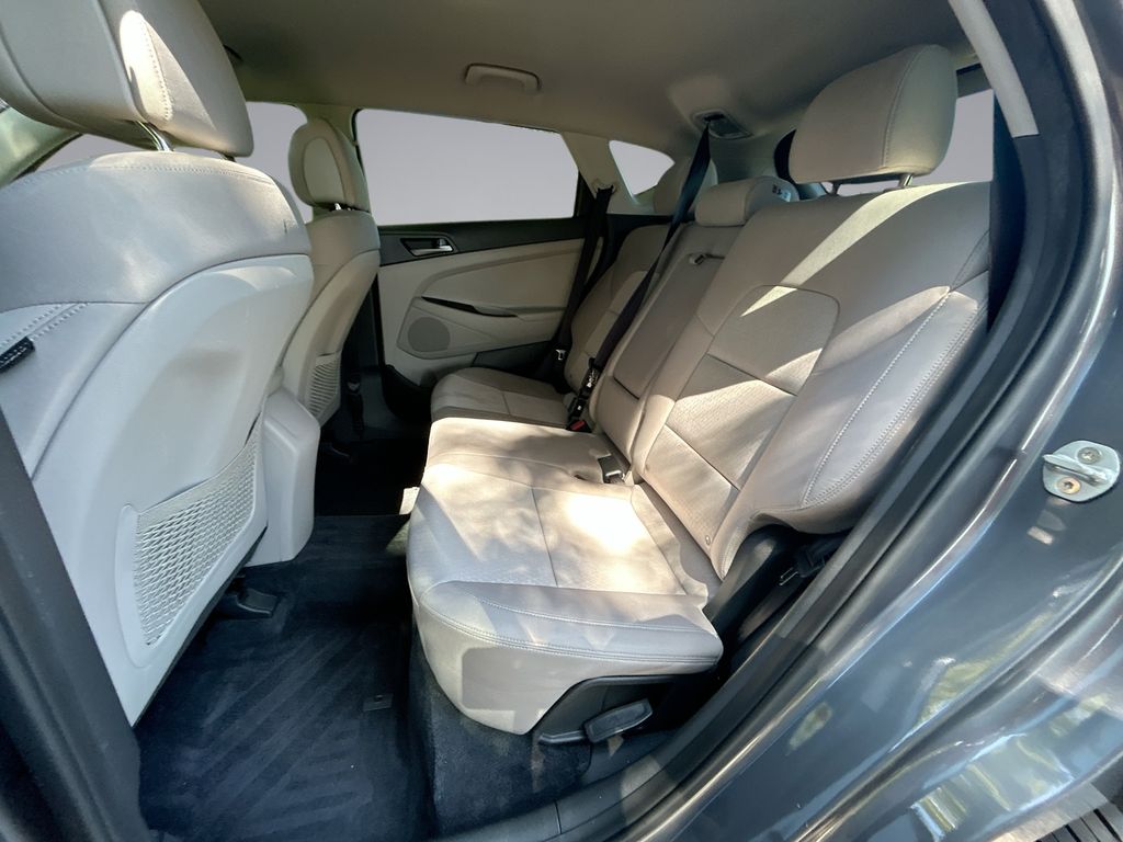 Thumbnail: 2016 Hyundai Tucson - 27