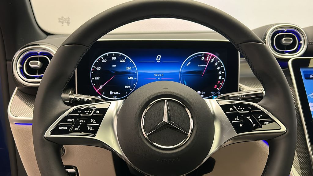 2025 Mercedes-Benz GLC 350 13