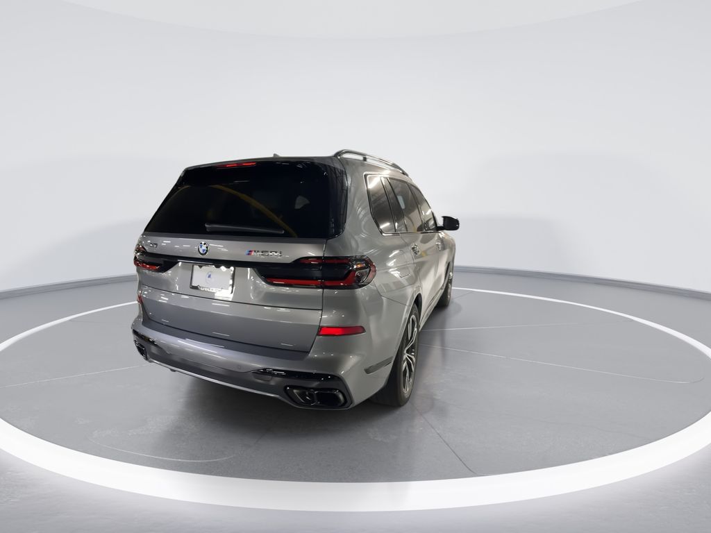Thumbnail: 2026 BMW X7 - 7