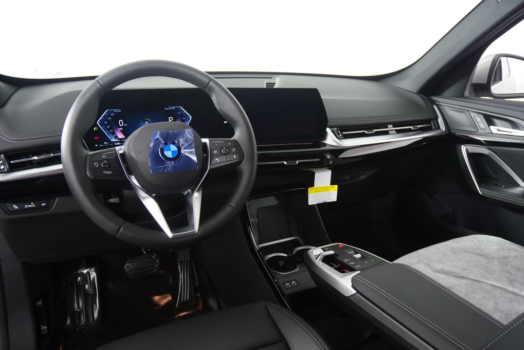 Thumbnail: 2025 BMW X1 - 17