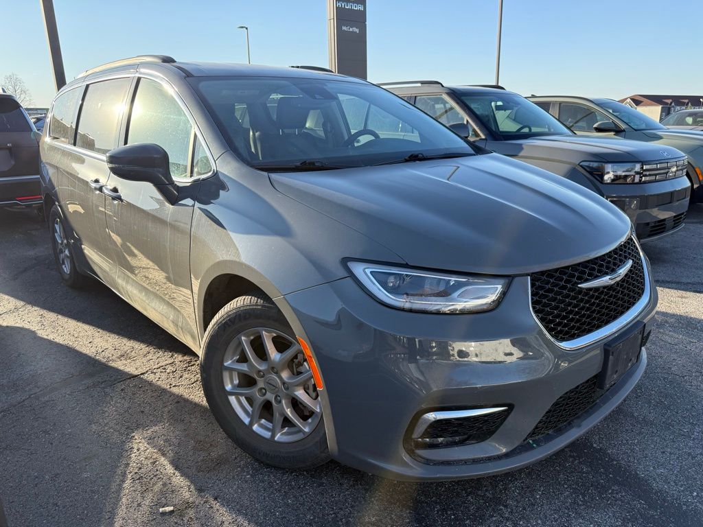 2022 Chrysler Pacifica Touring L FWD