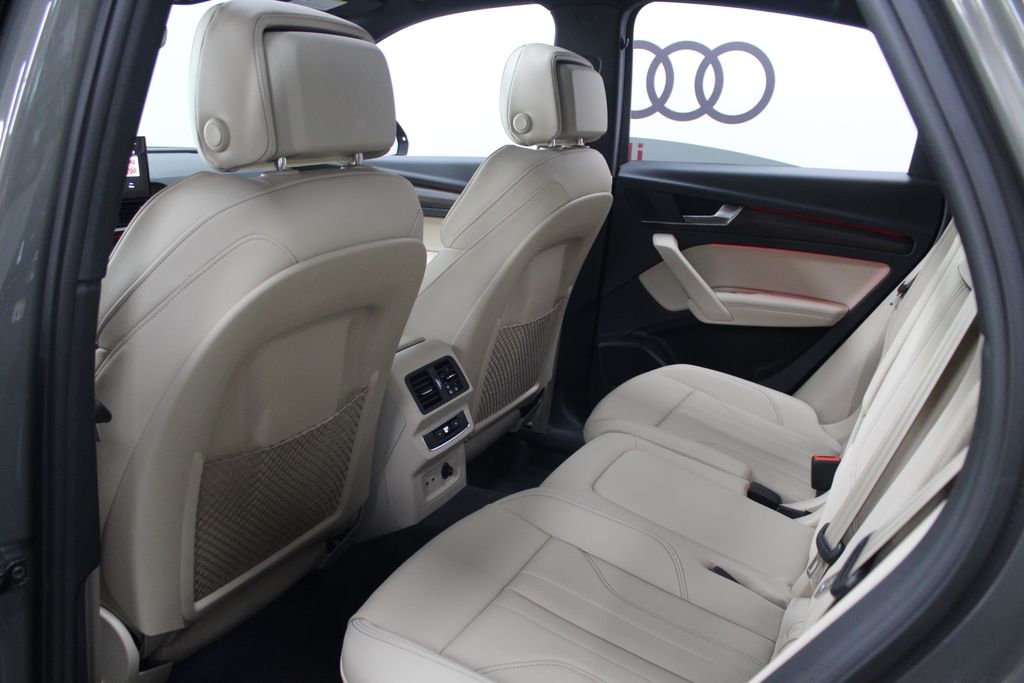 Thumbnail: 2025 Audi Q5 - 31