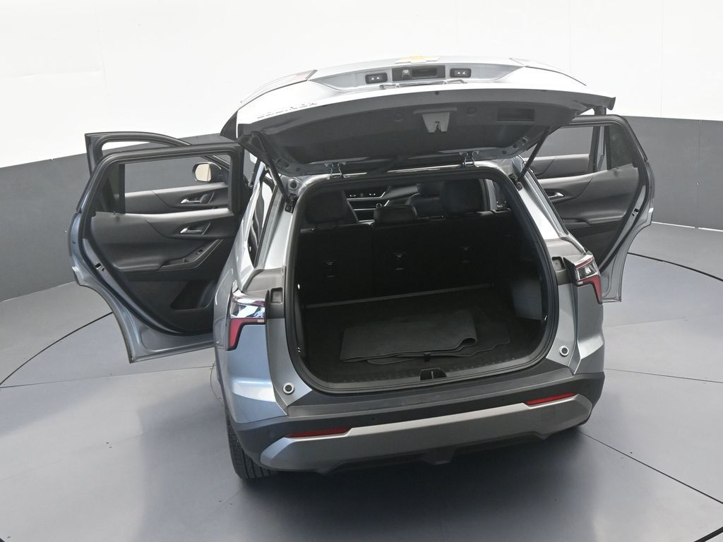 Used 2025 Sterling Gray Metallic Chevrolet LT image 61
