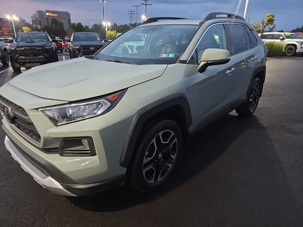 Used 2019 Toyota RAV4 SUV