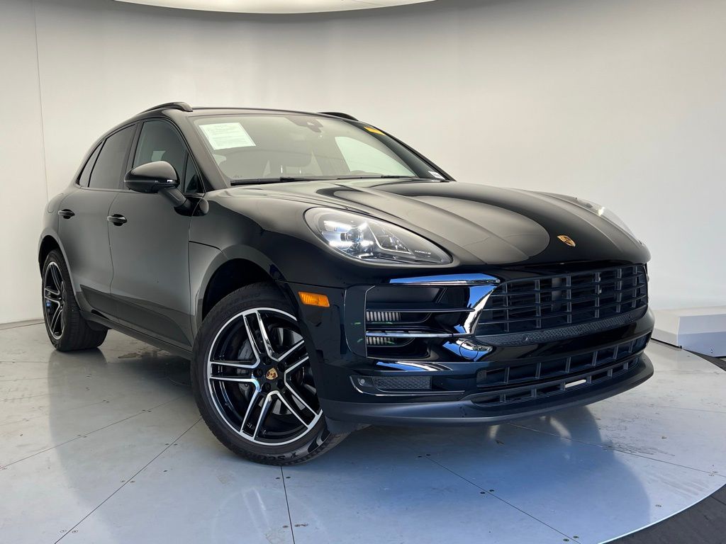 Thumbnail: 2020 Porsche Macan - 10