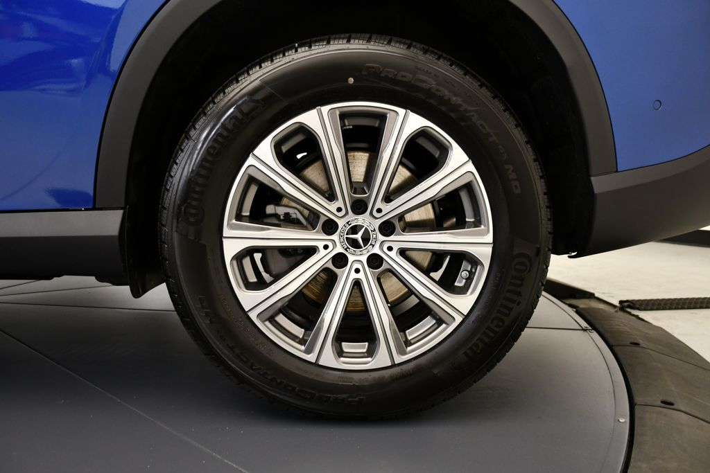 2025 Mercedes-Benz GLC 300 14