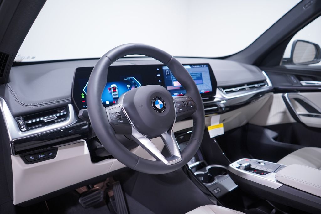 Thumbnail: 2026 BMW X1 - 6