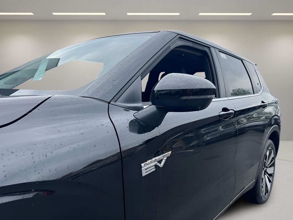 New 2026 Mitsubishi Outlander PHEV SUV