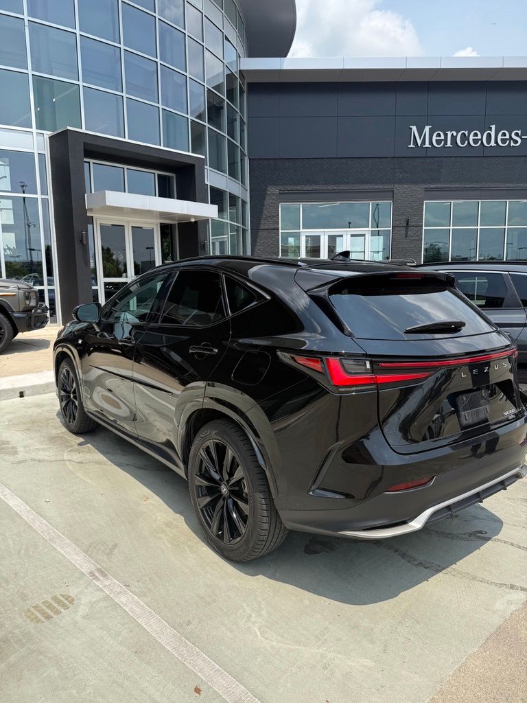 Used 2024 Black Lexus 350 F SPORT Handling image 2