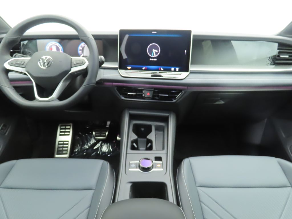 2025 Volkswagen Tiguan SE R-Line Black 14