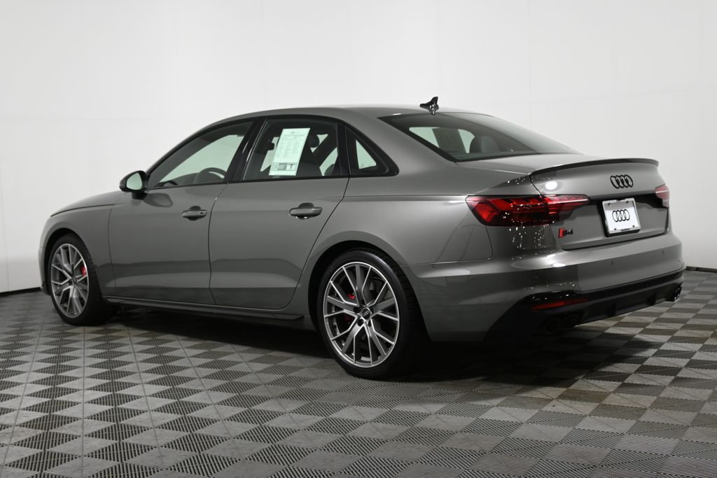 Thumbnail: 2023 Audi S4 - 5