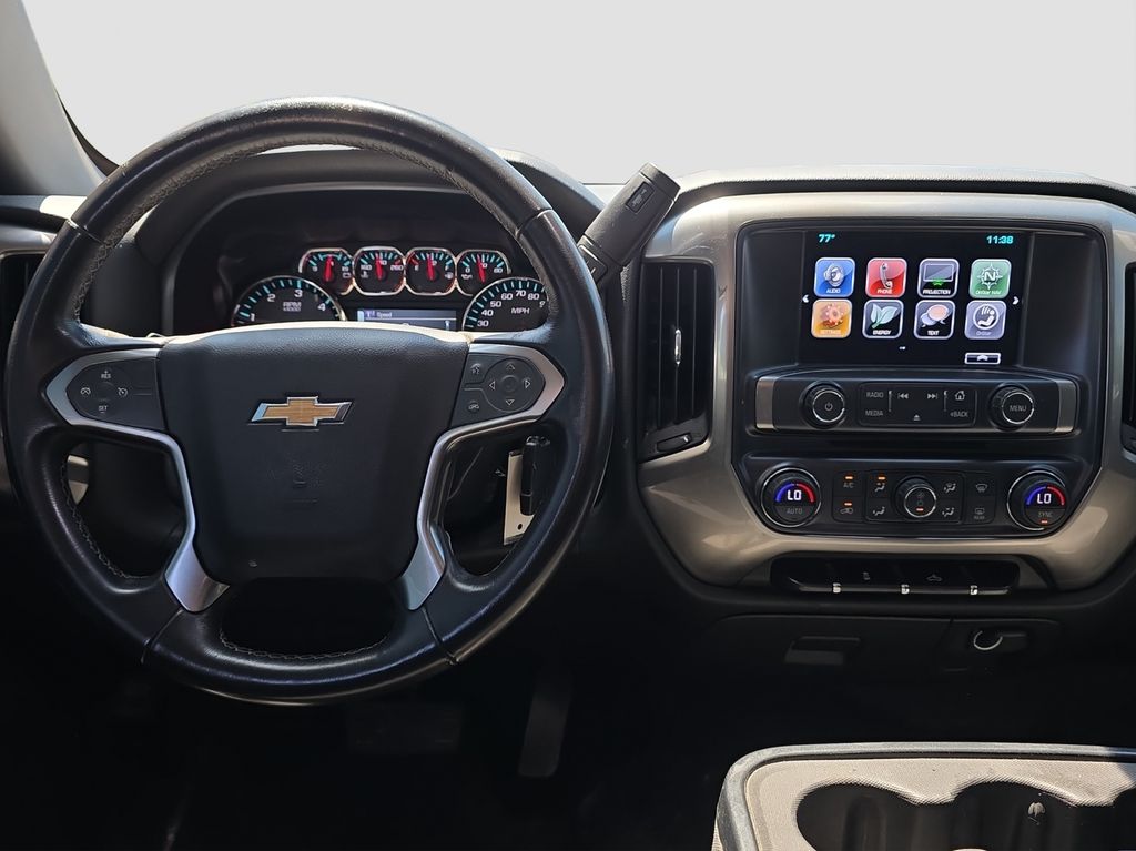 Used 2018 Silver Chevrolet LT image 13