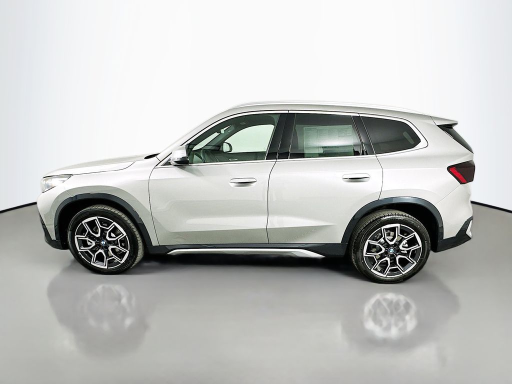 Thumbnail: 2026 BMW X1 - 8