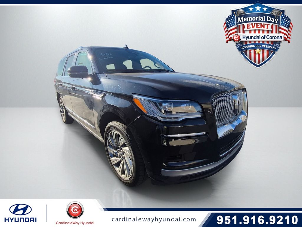Black Metallic 2024 Lincoln Navigator Reserve 4WD SUV / Crossover Four-Wheel Drive Automatic