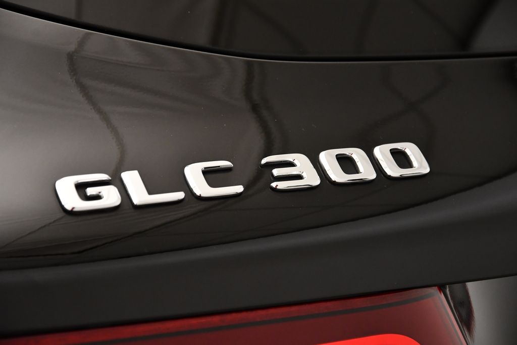 2020 Mercedes-Benz GLC 300 9