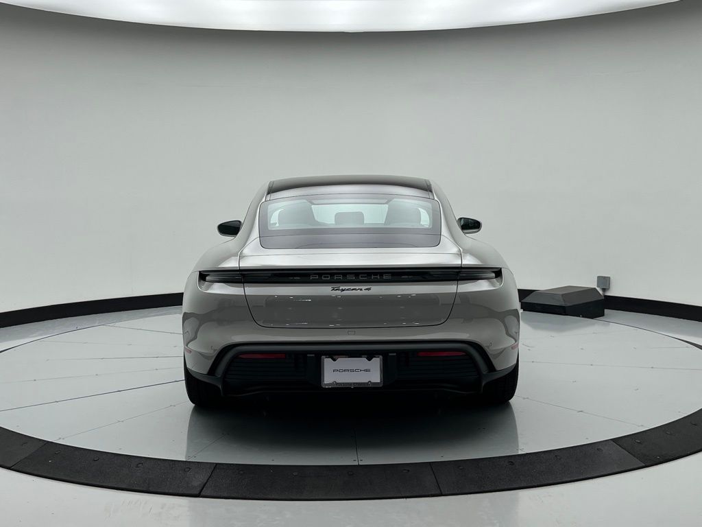 Thumbnail: 2025 Porsche Taycan - 9