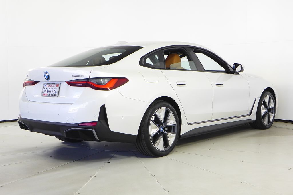Thumbnail: 2023 BMW i4 - 7