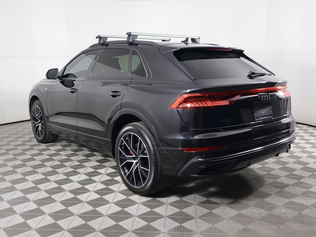 Thumbnail: 2022 Audi Q8 - 7