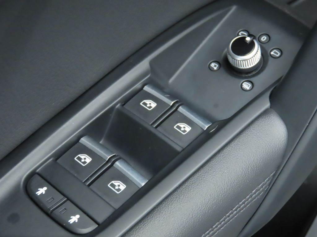 2019 Audi Q5 Premium Plus 24
