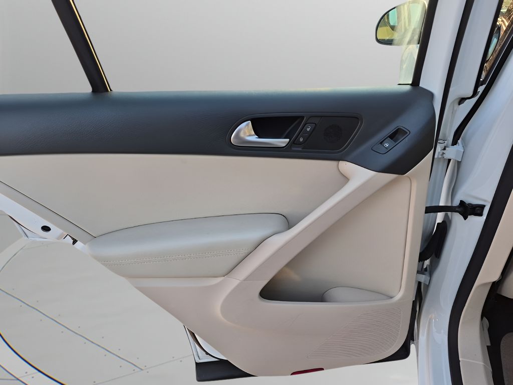 Used Car 2017 Volkswagen Tiguan  2.0t S For Sale Under $15,000 In Austin, Texas