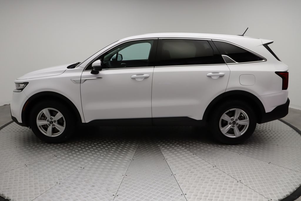 Thumbnail: 2023 Kia Sorento - 12