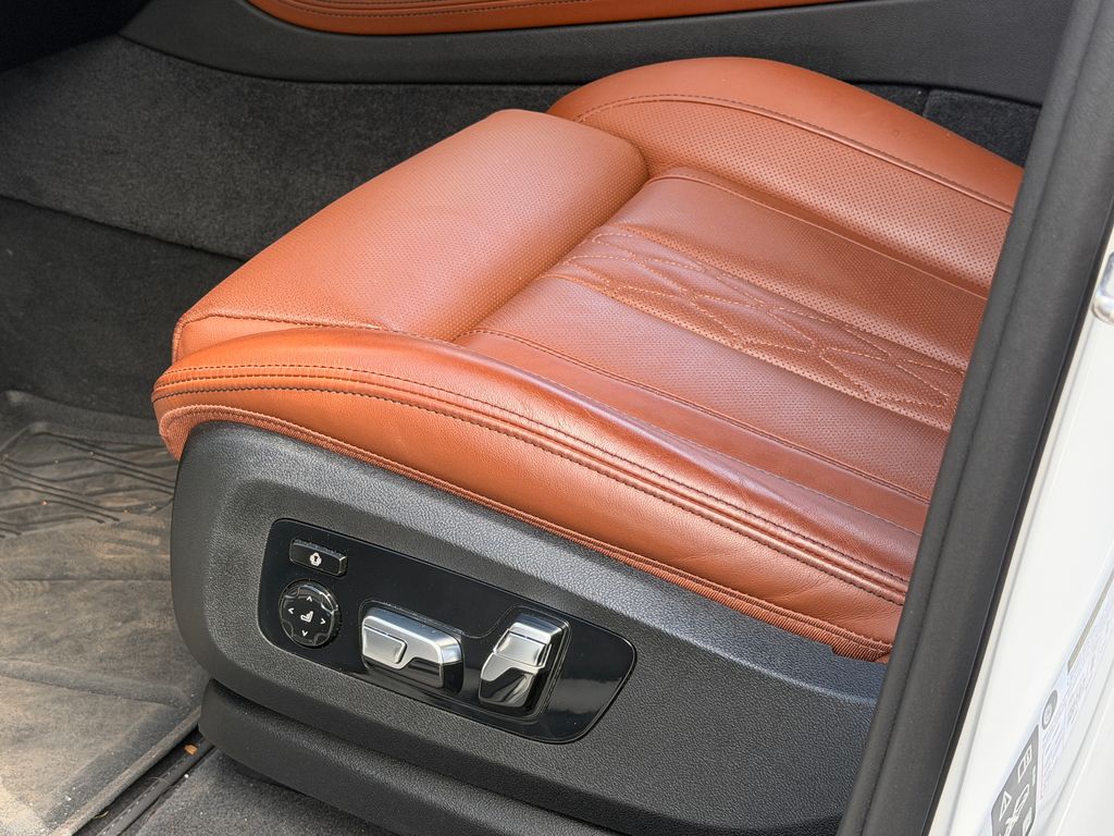 Thumbnail: 2024 BMW X7 - 19