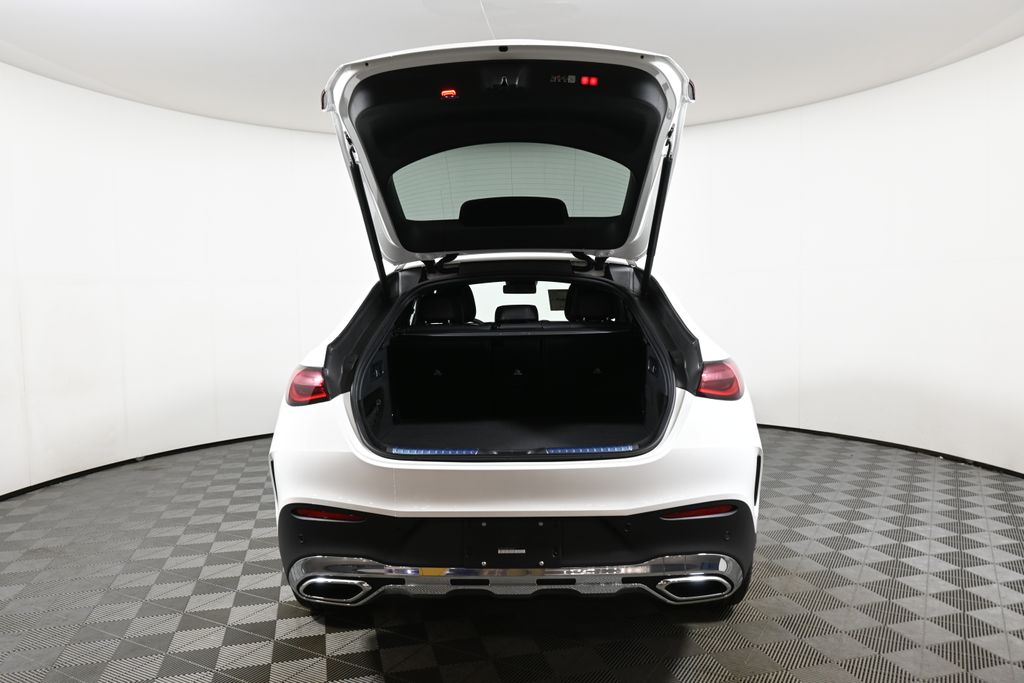 Thumbnail: 2026 Mercedes-Benz GLC - 28